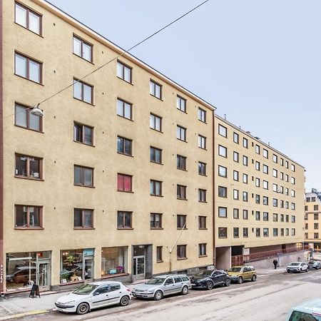 Wehost Modern Kitchen Studio With Bright Colours Appartement Helsinki Buitenkant foto